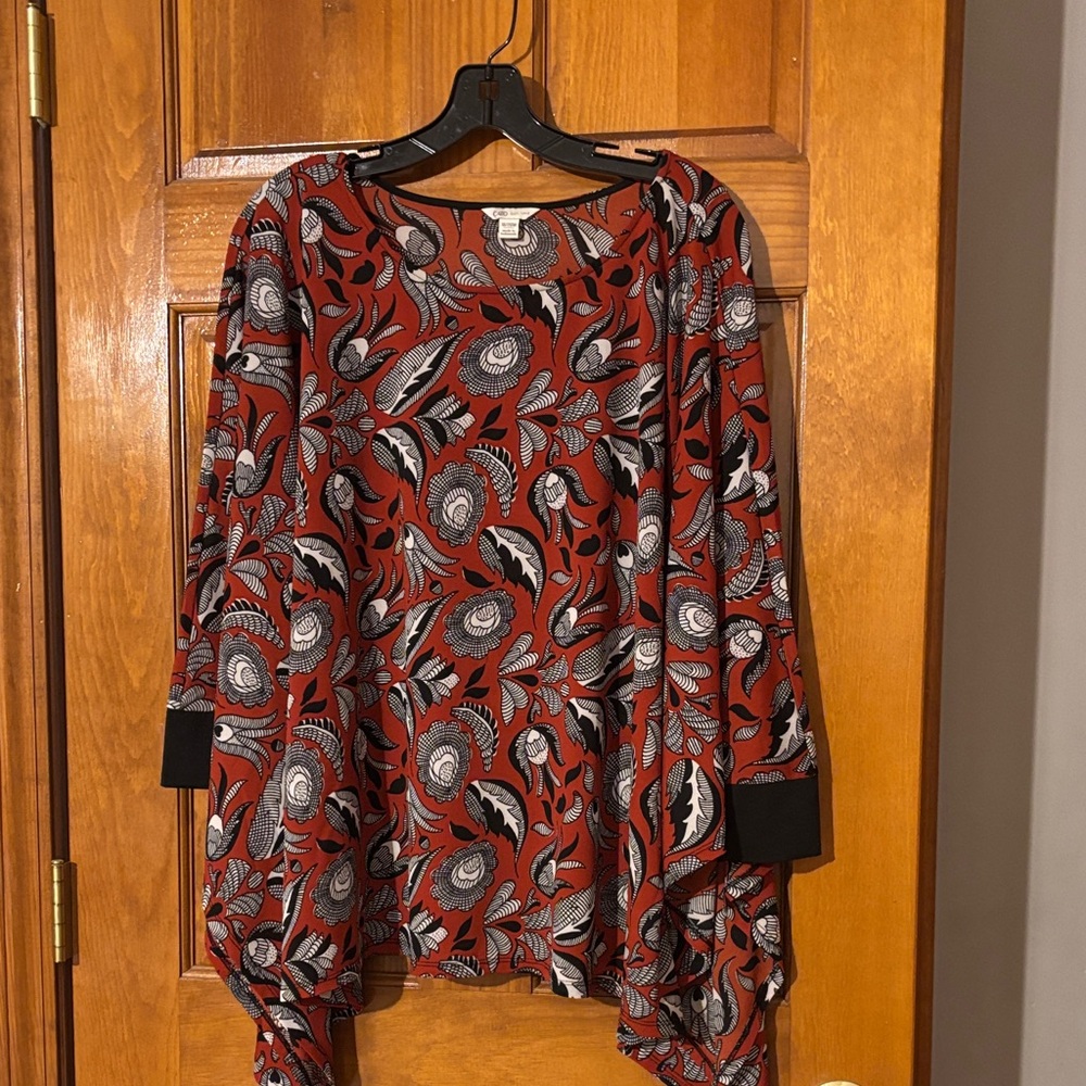 ❤️Cato Red and Black Floral Tunic Top